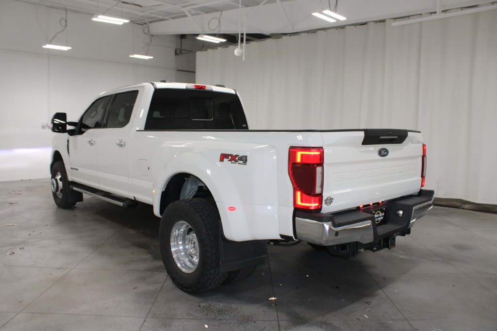 Used 2022 Ford F350 Lariat w/ Lariat Ultimate Package AWD/4WD image 7