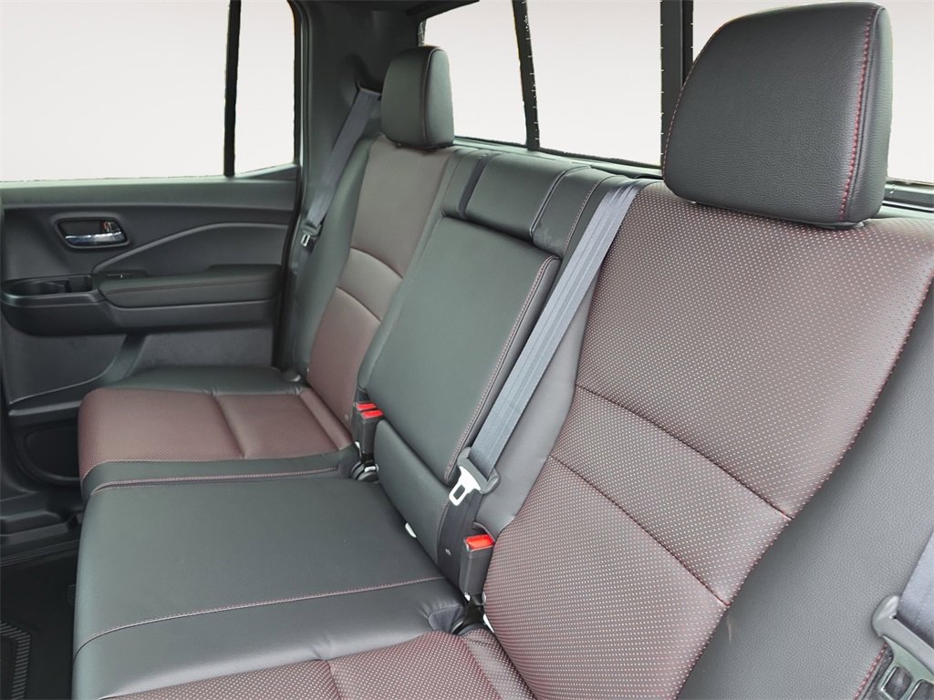 New 2026 Honda Ridgeline Black Edition image 13