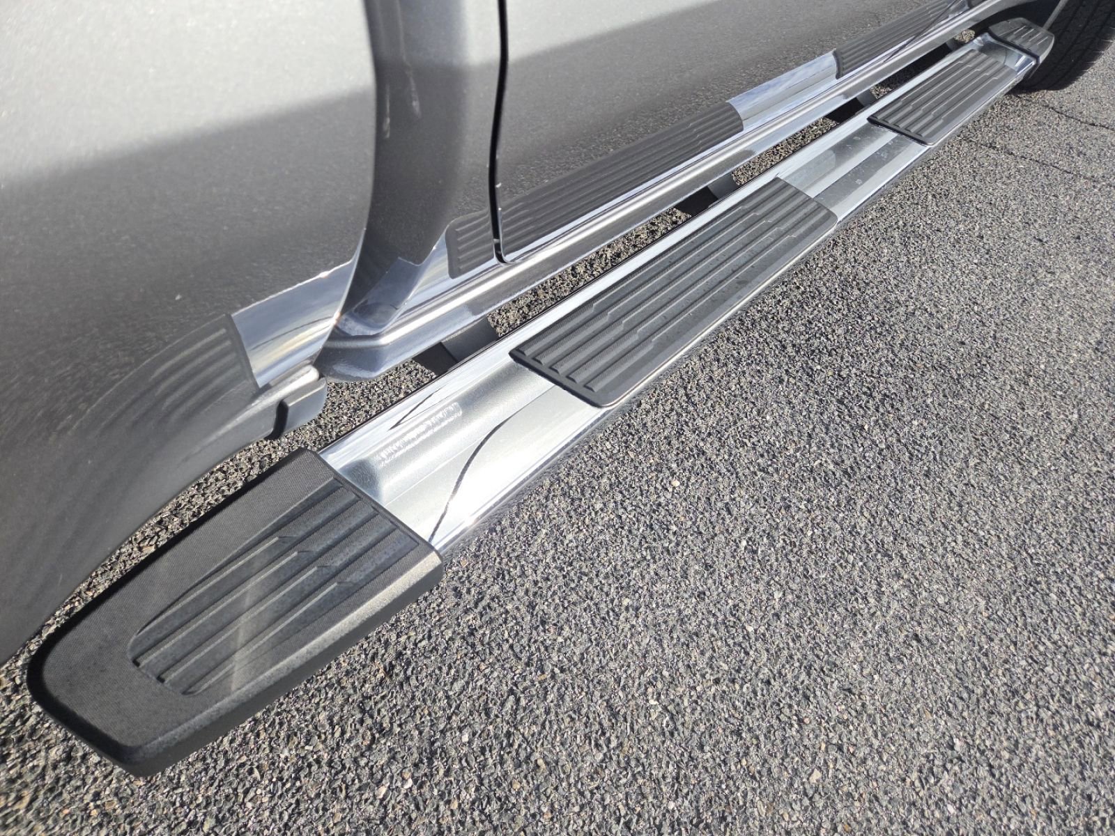 Used 2020 GMC Sierra 1500 SLT w/ SLT Premium Plus Package image 25