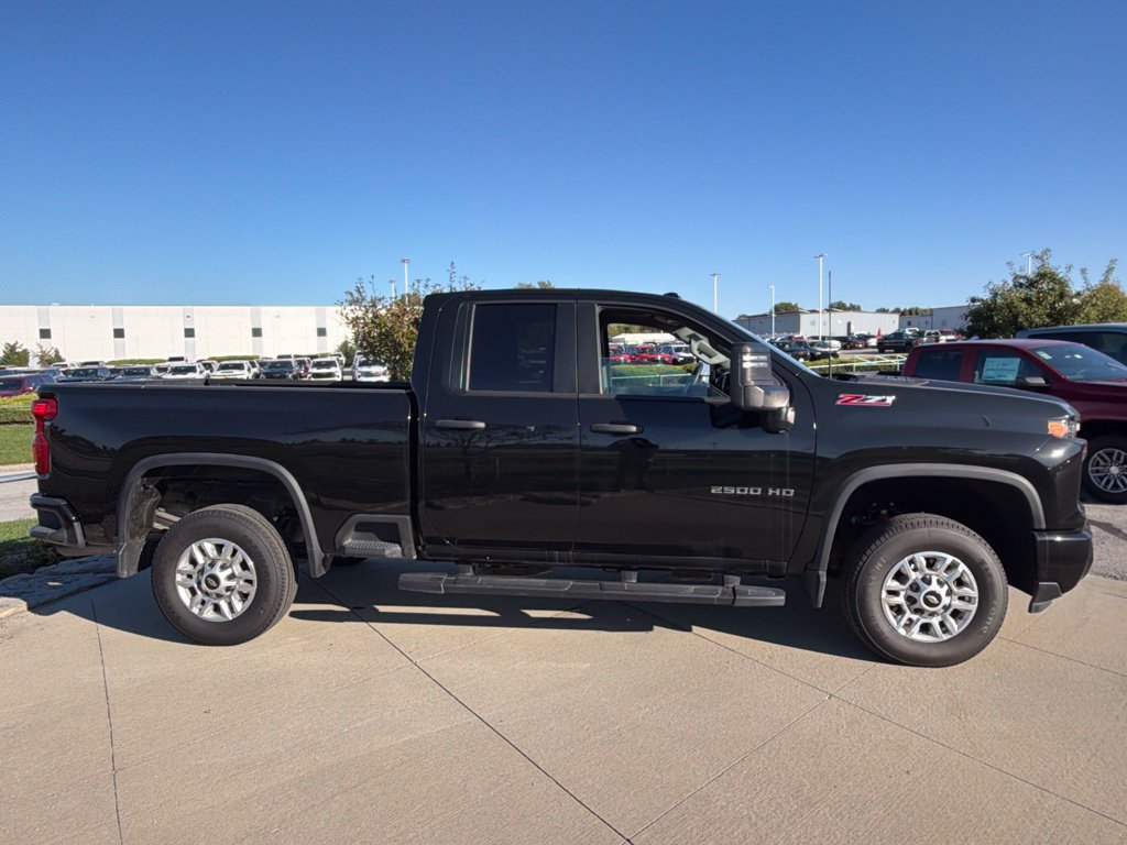 Used 2026 Chevrolet Silverado 2500 Custom w/ Custom Convenience Package AWD/4WD image 13
