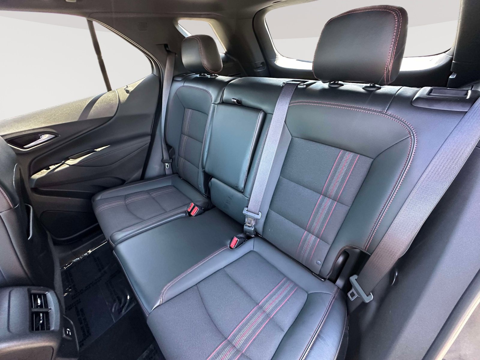 Certified 2023 Chevrolet Equinox RS image 33