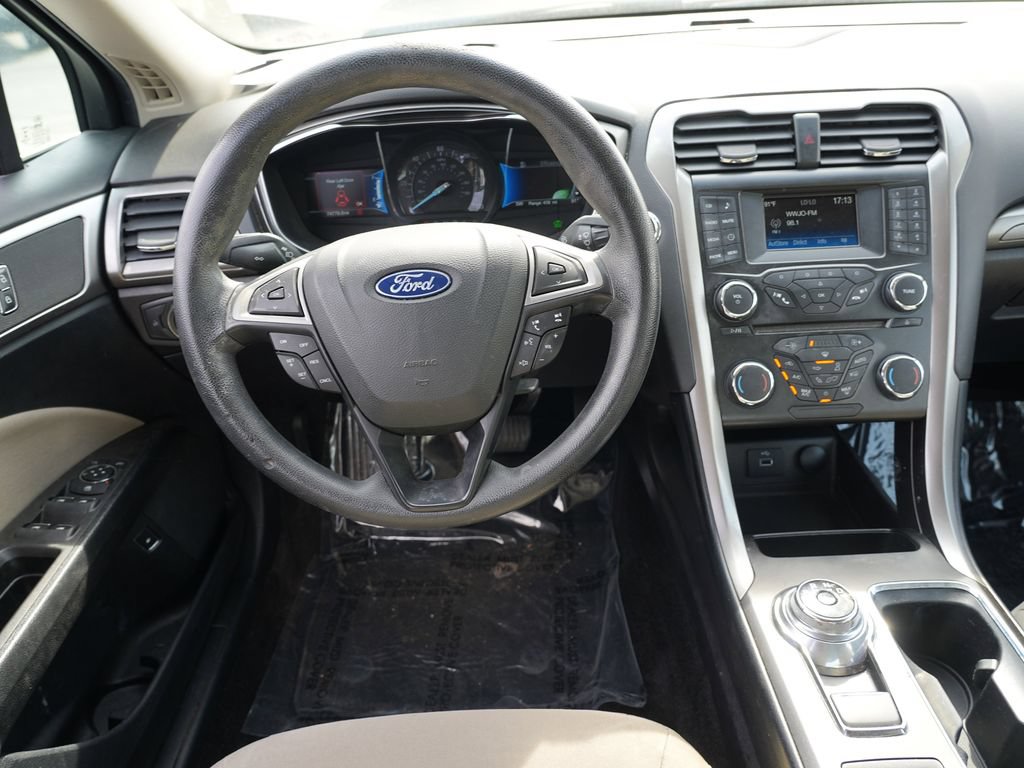 Used 2018 Ford Fusion S FWD image 19