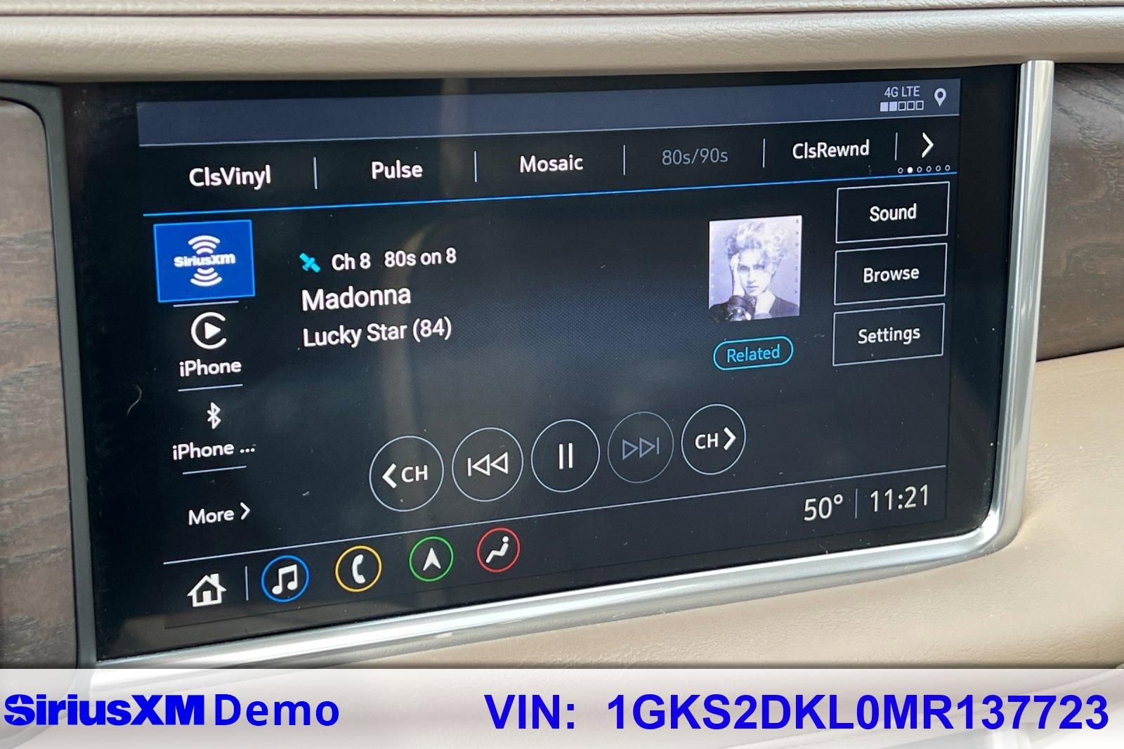Used 2021 GMC Yukon Denali w/ Denali Premium Package image 30