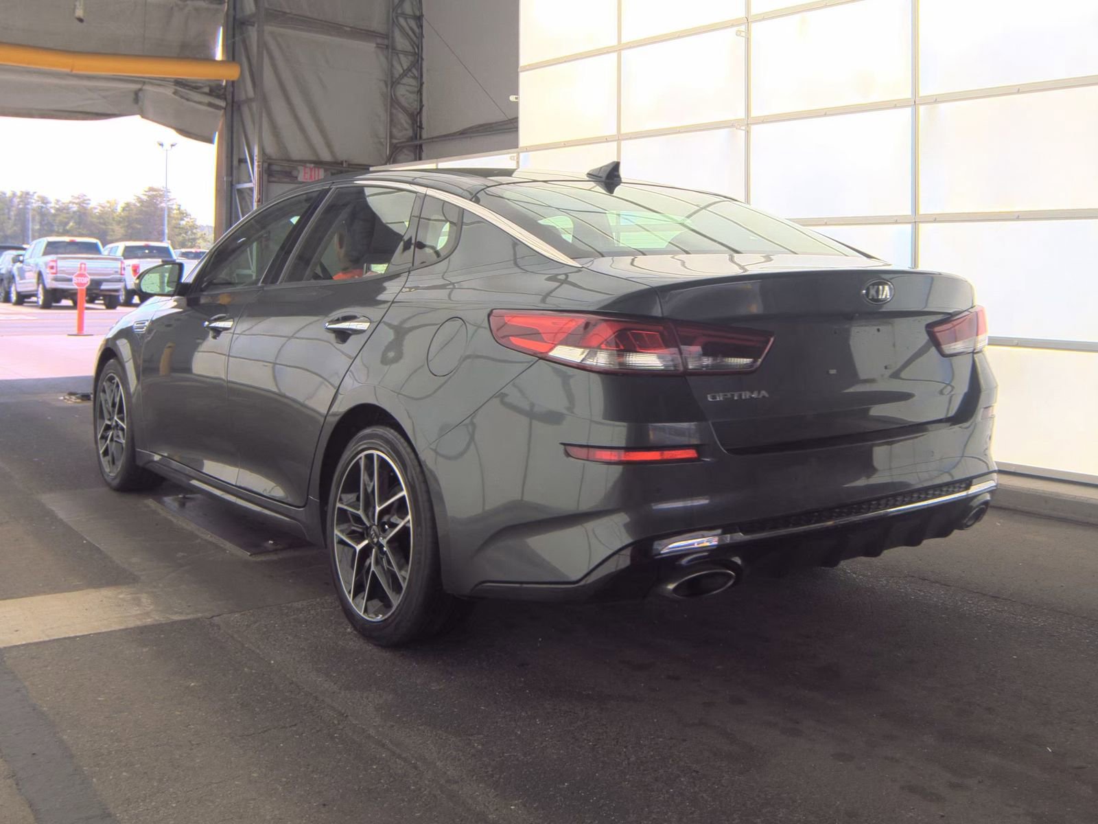 Used 2020 Kia Optima SE FWD image 6