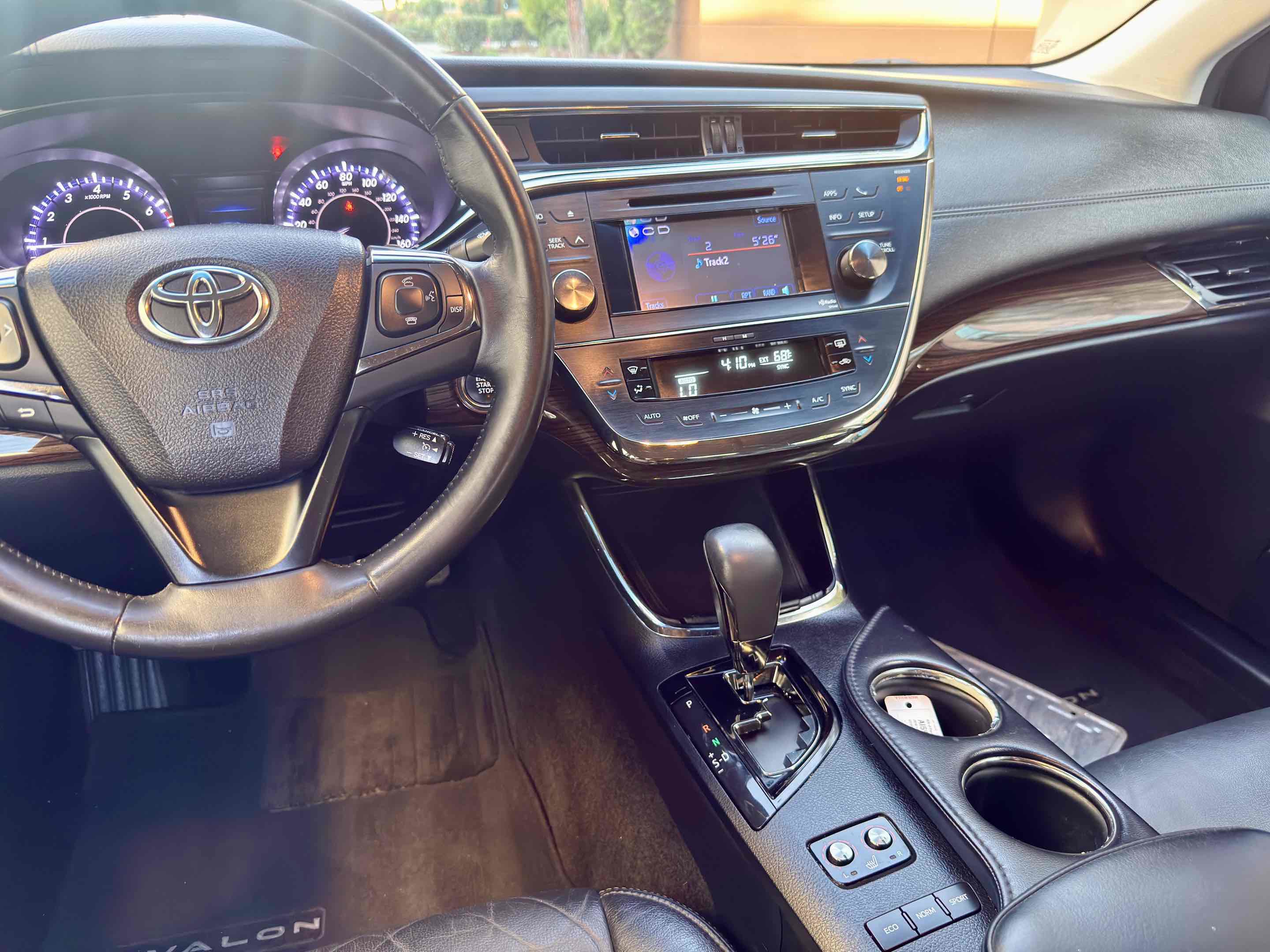 Used 2014 Toyota Avalon XLE Touring image 26