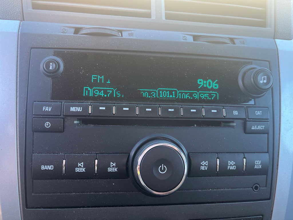Used 2011 Chevrolet Traverse LT w/ Personal Connectivity Package FWD image 14