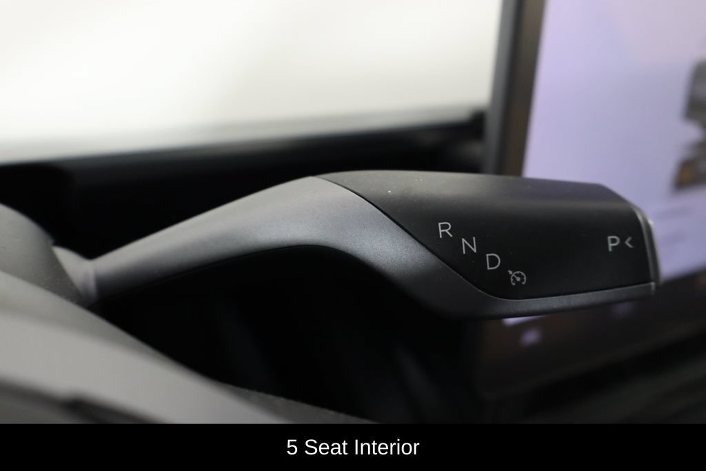 Used 2022 Tesla Model Y Long Range AWD/4WD image 11