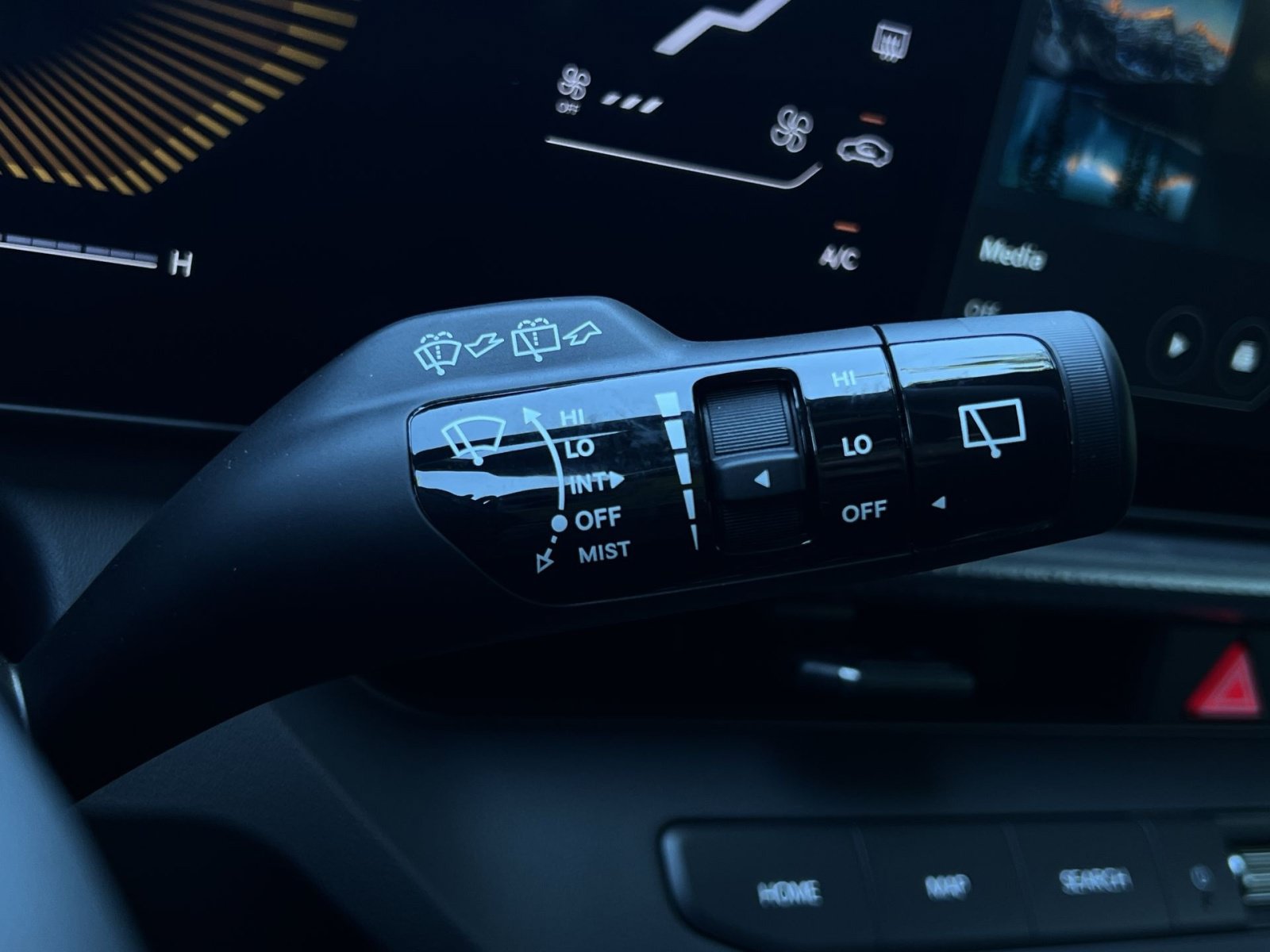 New 2027 Kia Seltos X-Line S w/ X-Line S Premium Package AWD/4WD image 27