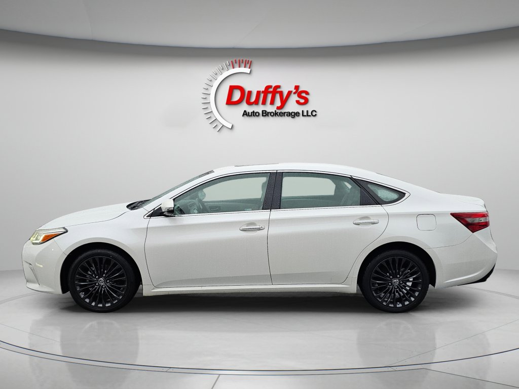Used 2016 Toyota Avalon Touring image 15