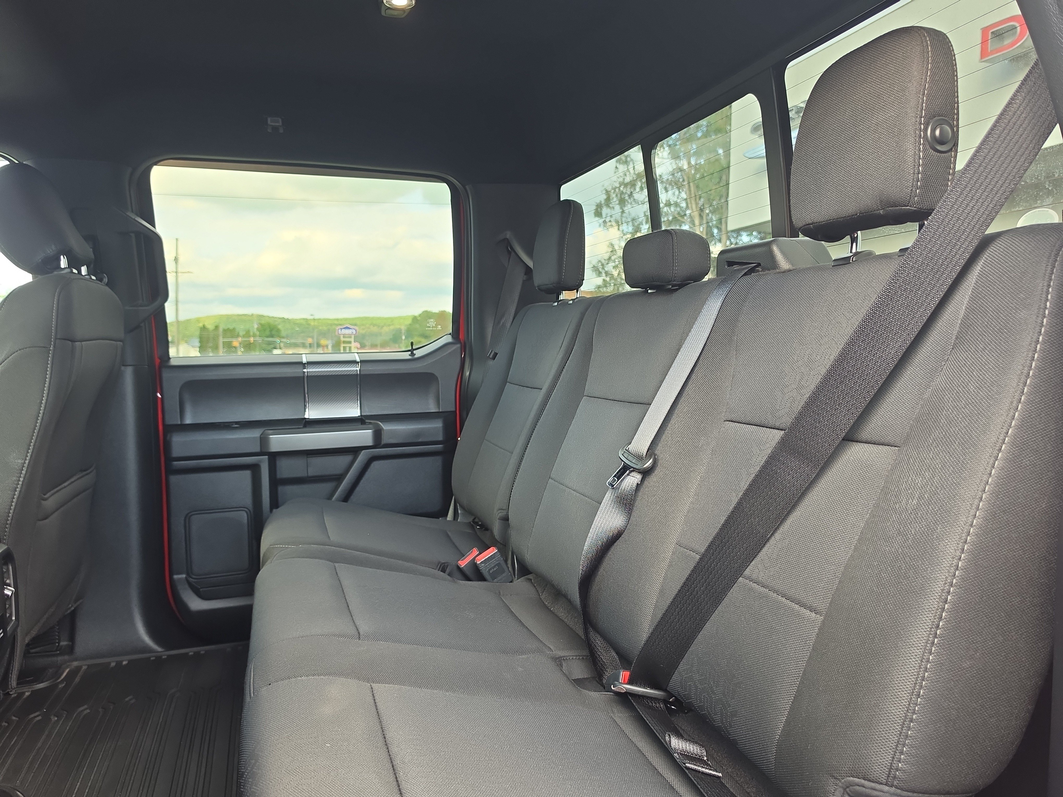 Used 2019 Ford F150 XLT w/ Equipment Group 302A Luxury AWD/4WD image 14