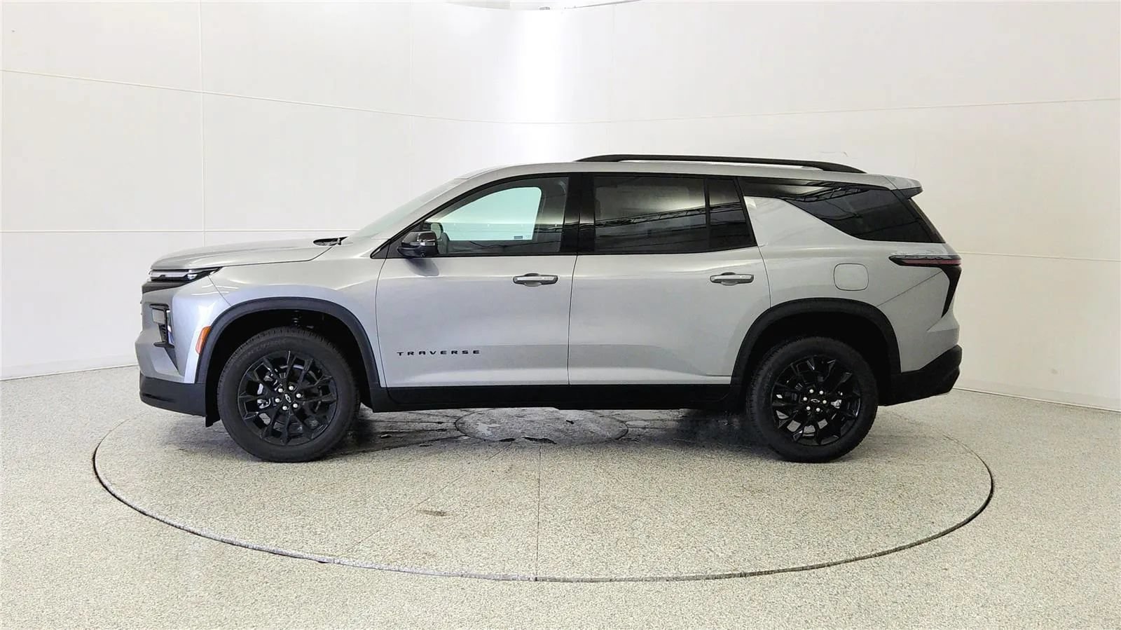 New 2026 Chevrolet Traverse LT w/ Midnight/Sport Edition AWD/4WD image 4