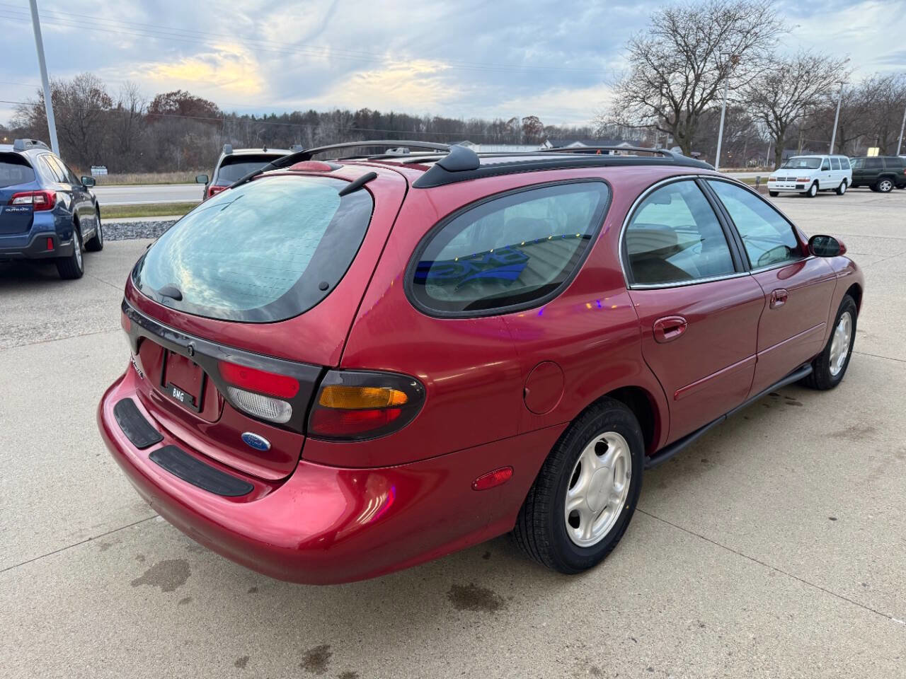 Used 1997 Ford Taurus GL image 13