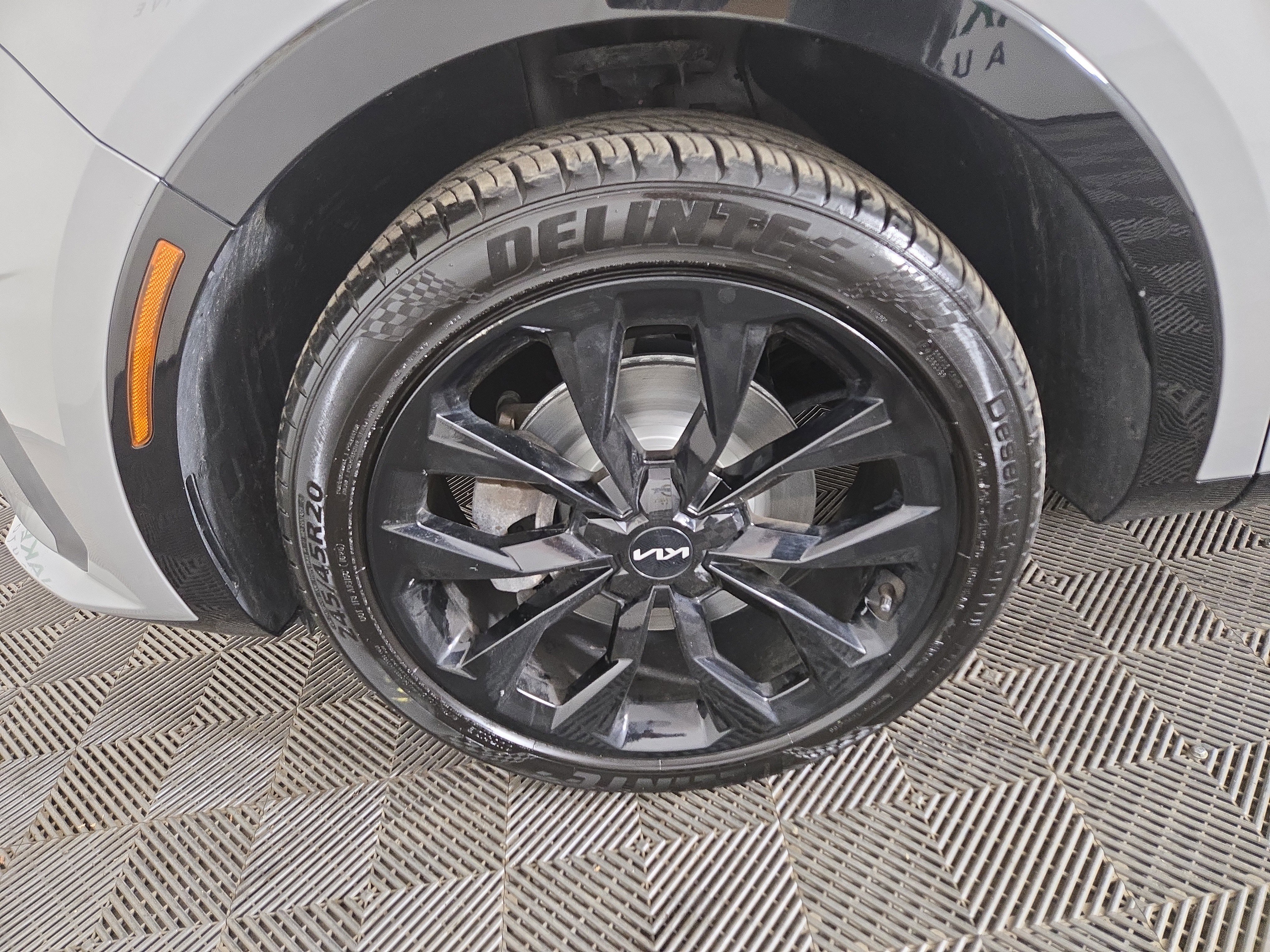 Used 2023 Kia Sorento SX image 37