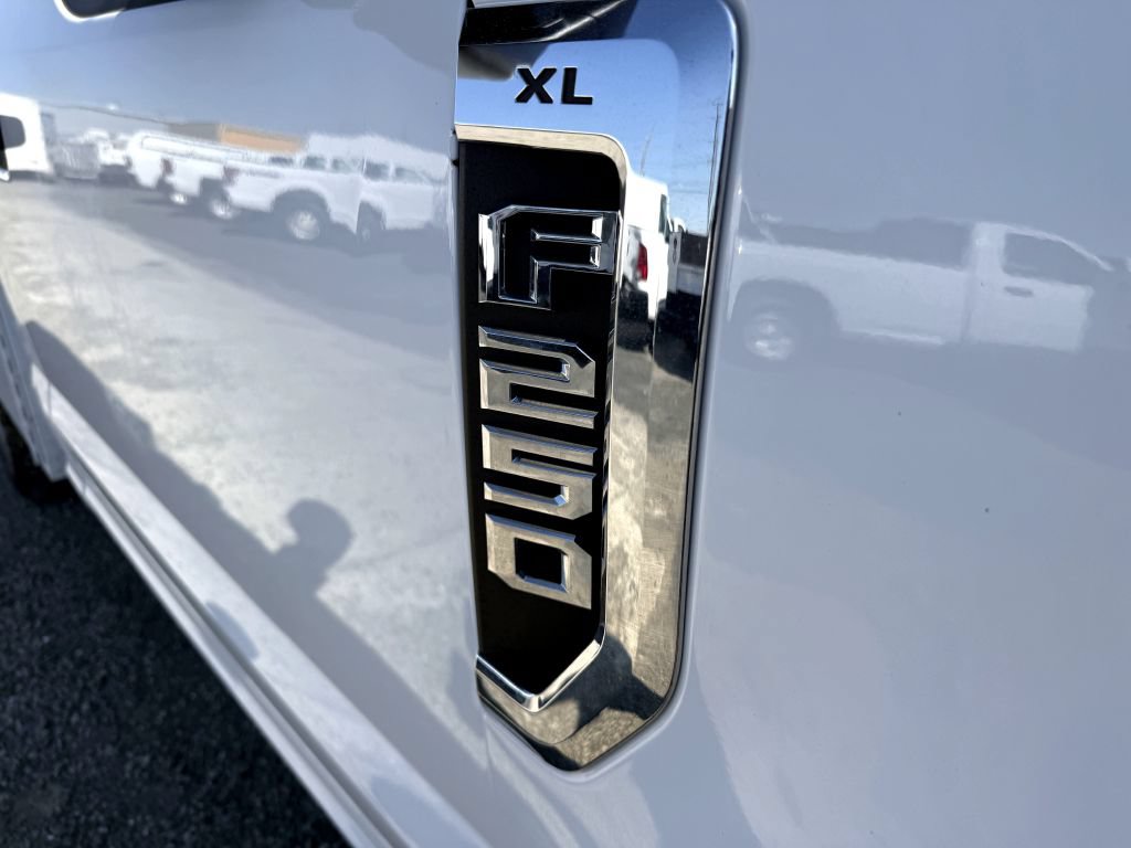 Used 2017 Ford F250 XL AWD/4WD image 14