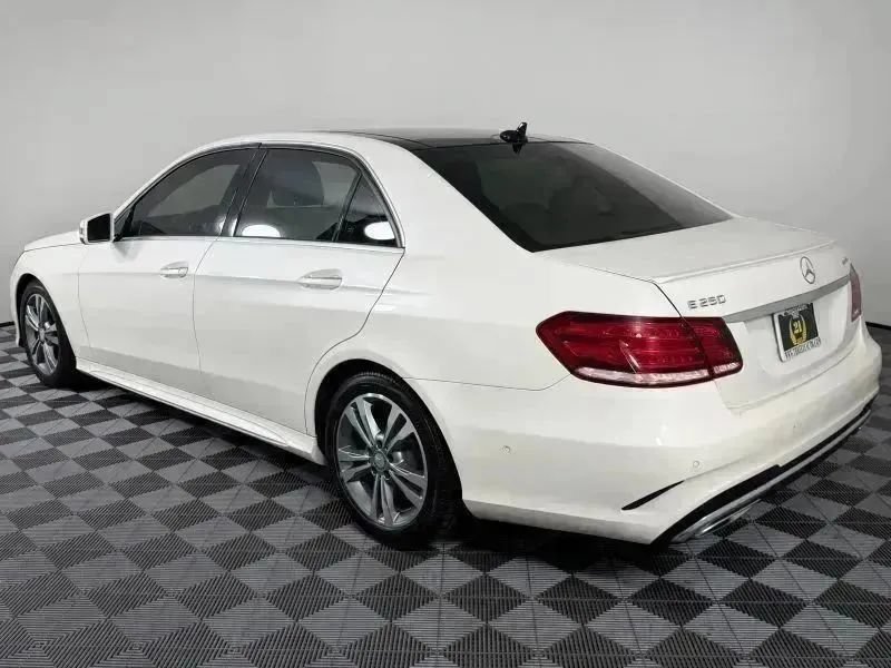 Used 2014 Mercedes-Benz E 250 BlueTEC 4MATIC Sedan image 12