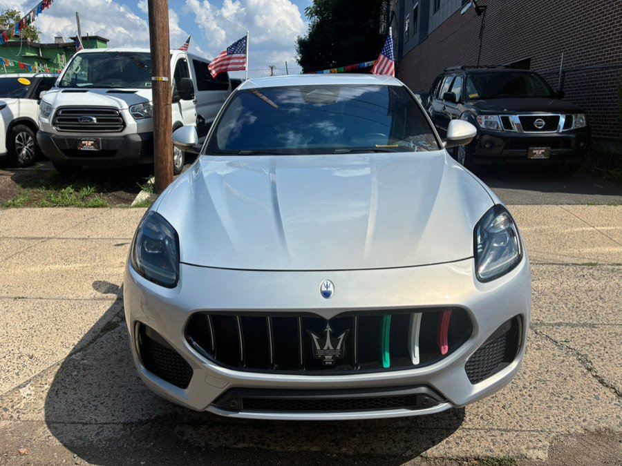 Used 2023 Maserati Grecale GT AWD/4WD image 3