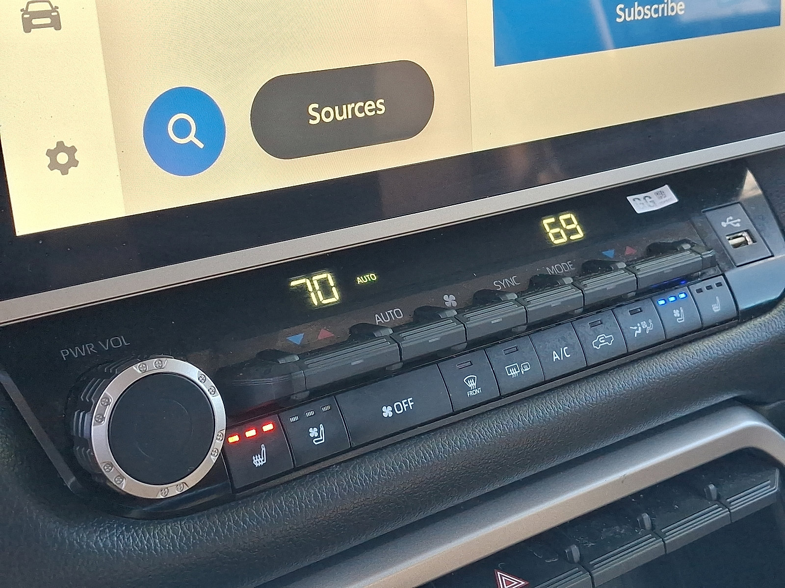 Used 2024 Toyota Tundra Limited image 16