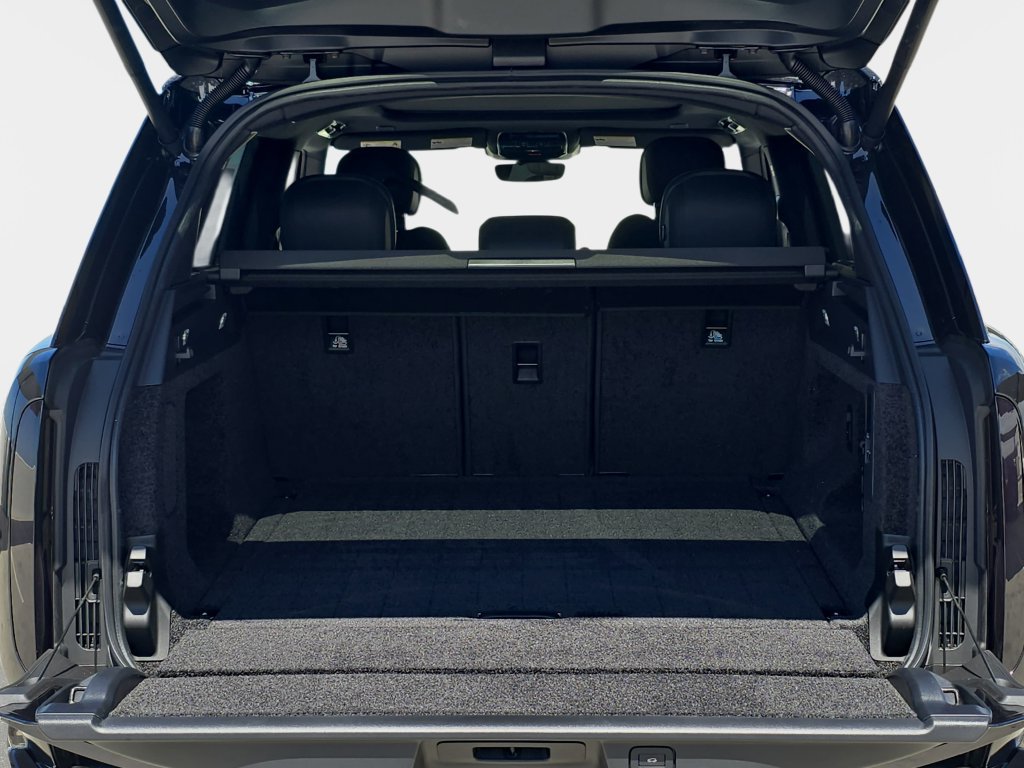 New 2026 Land Rover Range Rover SE AWD/4WD image 12