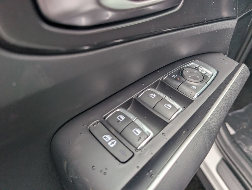 New 2026 Kia Sorento LX FWD image 15