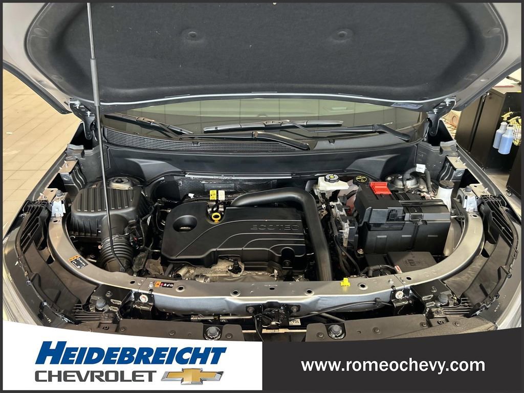 Used 2026 Chevrolet Equinox LT w/ Convenience Package II image 9