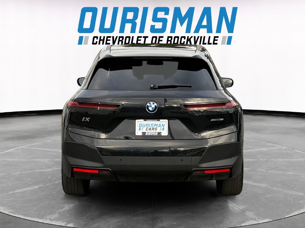 Used 2024 BMW iX xDrive50 AWD/4WD image 5