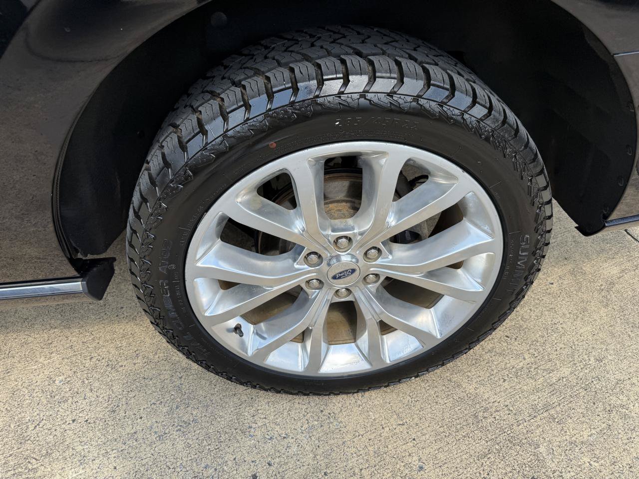Used 2018 Ford Expedition Platinum AWD/4WD image 12