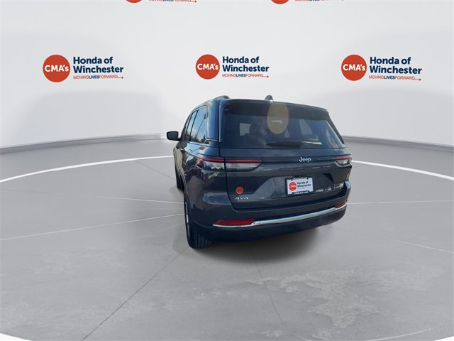 Used 2023 Jeep Grand Cherokee Limited w/ Luxury Tech Group II image 8