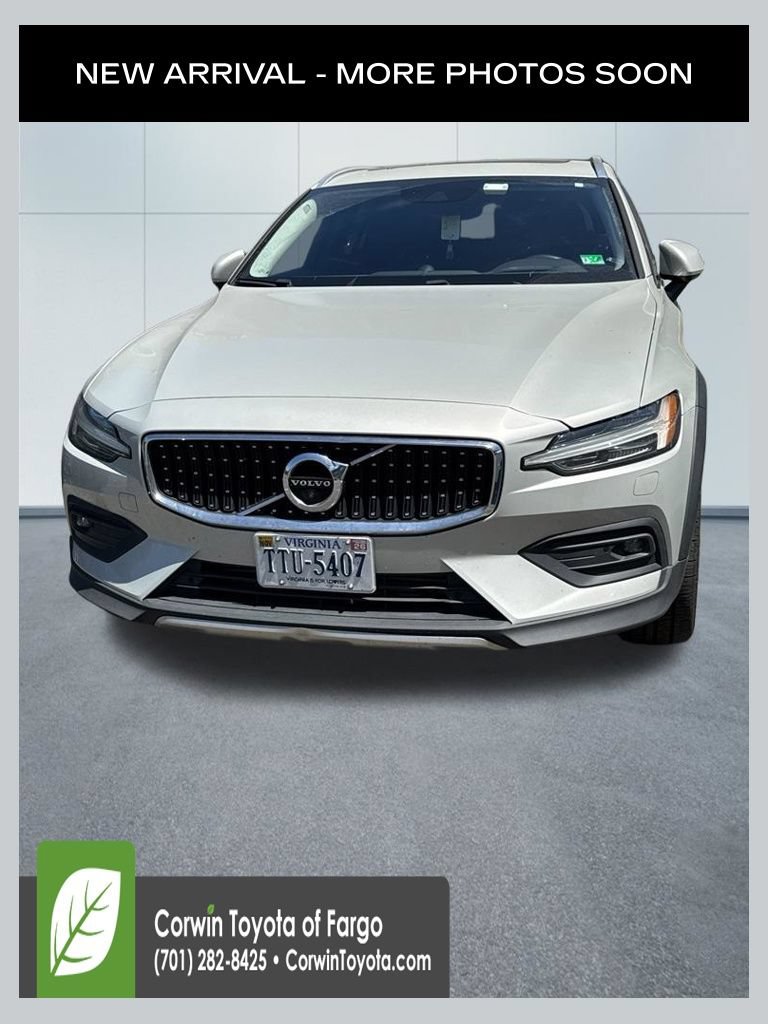 Used 2020 Volvo V60 T5 Cross Country