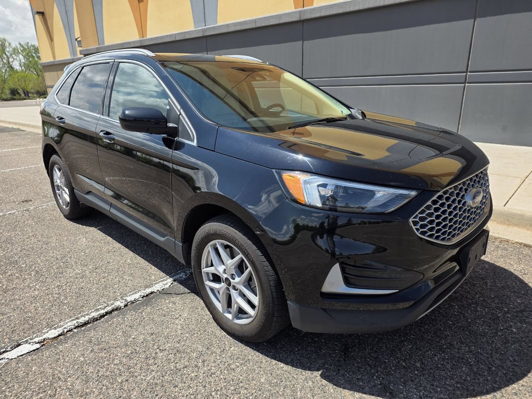 Used 2023 Ford Edge SEL AWD/4WD image 9