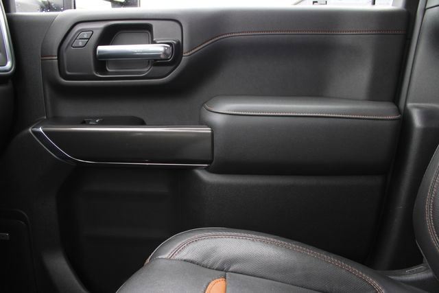 Used 2022 GMC Sierra 2500 AT4 w/ AT4 Preferred Package image 19