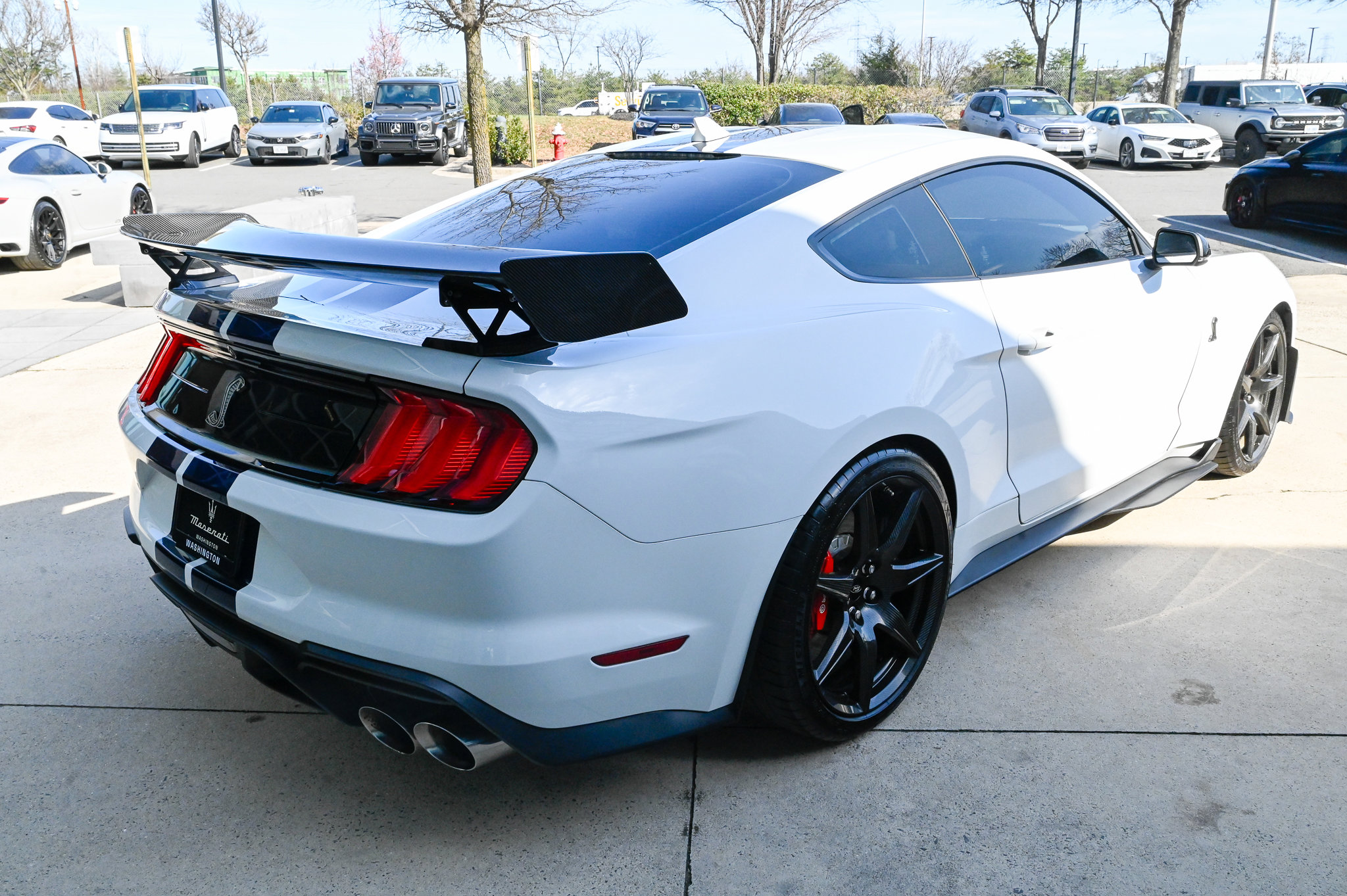 Used 2022 Ford Mustang Shelby GT500 w/ Carbon Fiber Track Pack RWD image 5