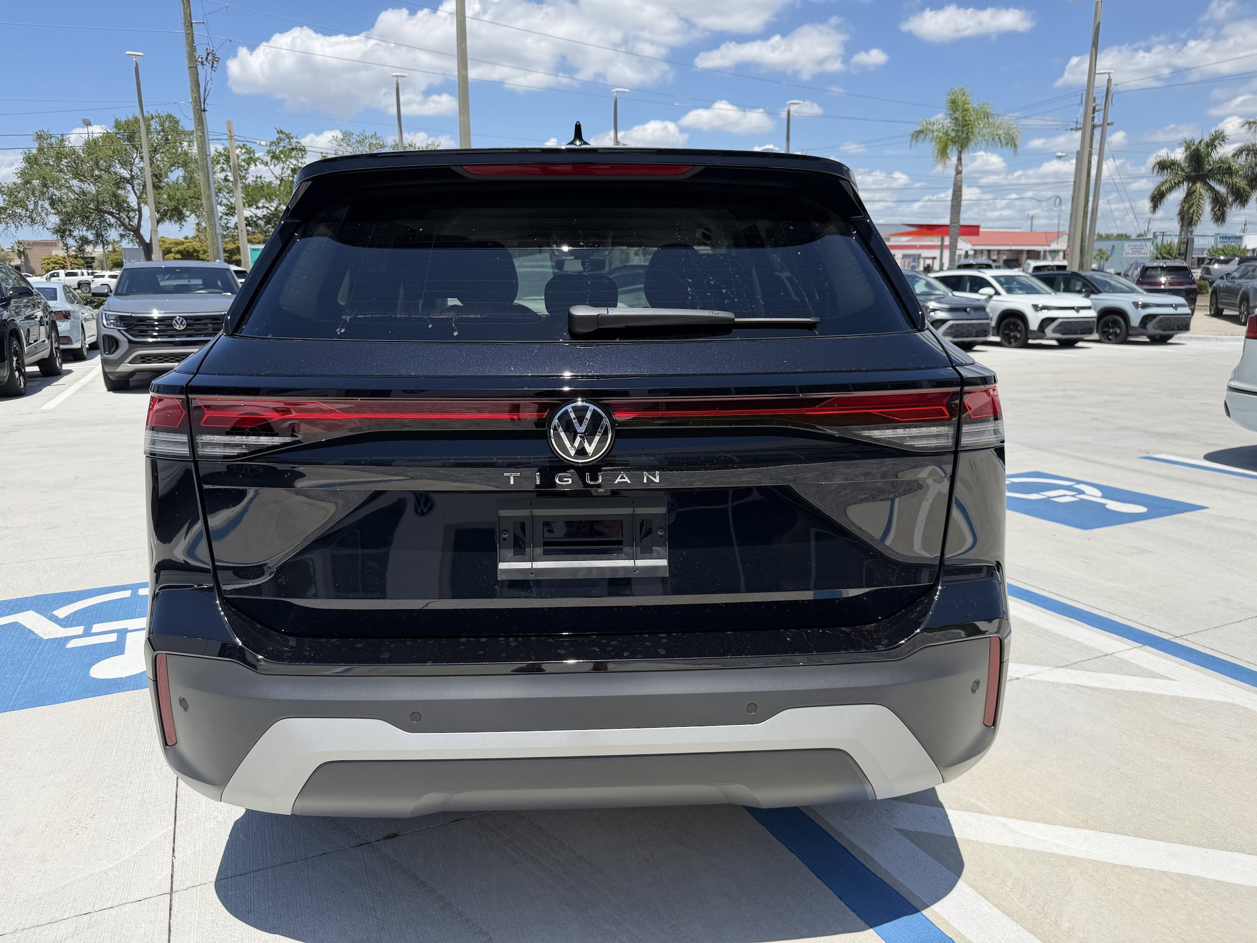 New 2026 Volkswagen Tiguan S FWD image 4