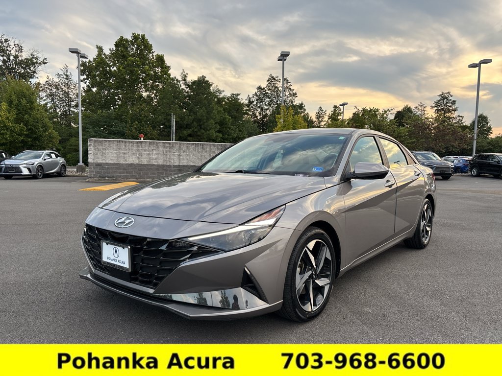 Used 2023 Hyundai Elantra Limited FWD image 3