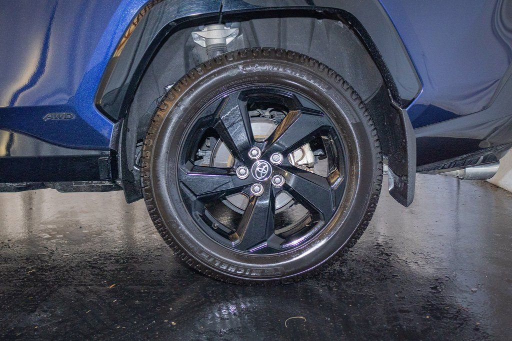 Used 2021 Toyota RAV4 XSE image 7