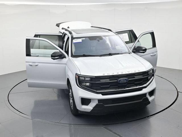 Certified 2025 Ford Expedition Max Active AWD/4WD image 54