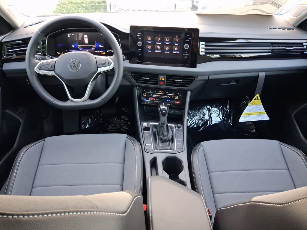 New 2026 Volkswagen Jetta SE image 6