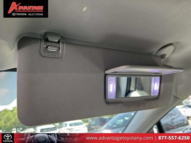 Used 2022 Toyota Sienna XLE w/ XLE Plus Package FWD image 37