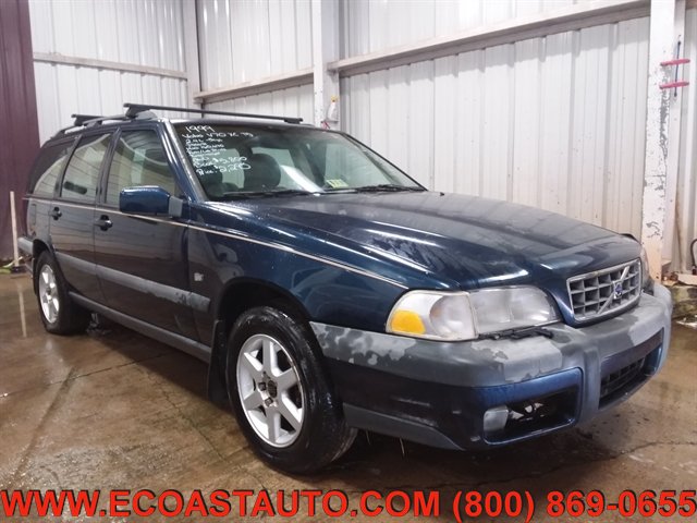 Used 1999 Volvo V70 Cross Country AWD/4WD image 1