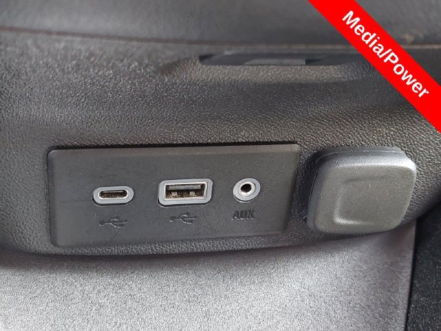 Certified 2025 Chevrolet Malibu LT FWD image 17
