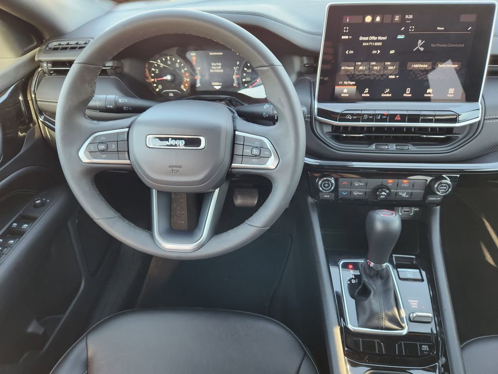 Used 2024 Jeep Compass Latitude w/ Convenience Group image 32