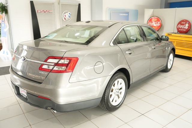 Used 2014 Ford Taurus SE FWD image 7