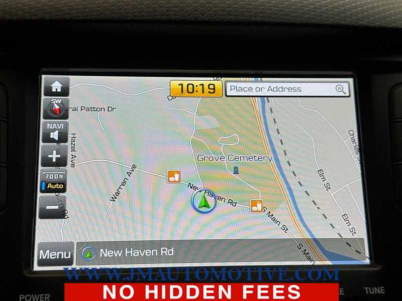 Used 2017 Hyundai Veloster Value Edition image 24