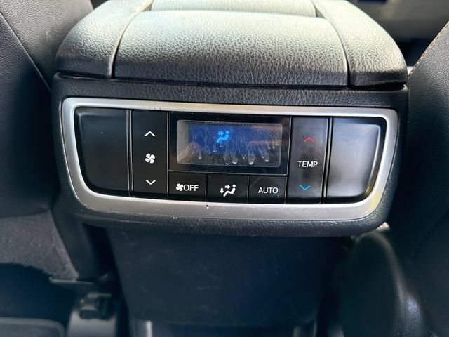 Used 2019 Toyota Highlander Plus AWD/4WD image 21