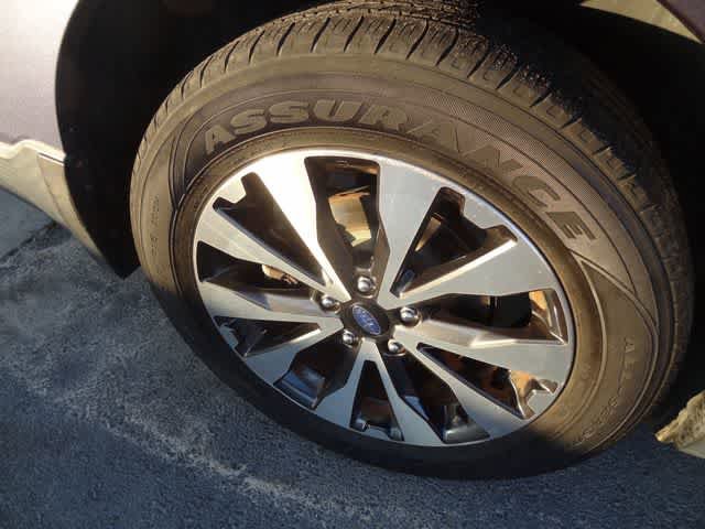 Used 2017 Subaru Outback 2.5i Limited AWD/4WD image 13