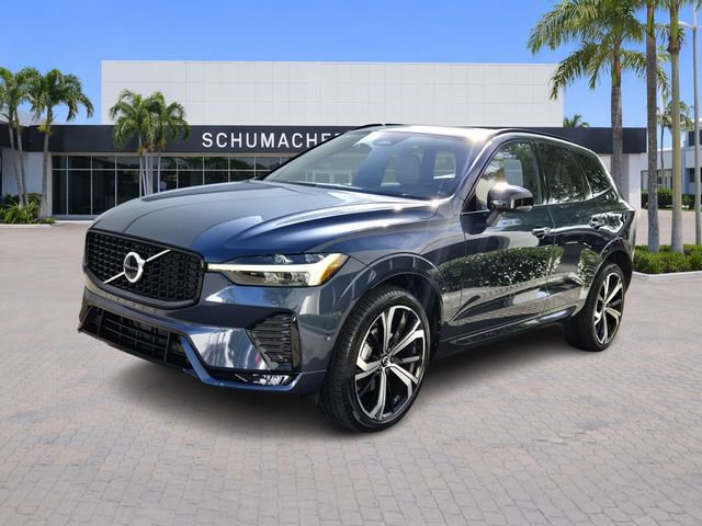 Certified 2024 Volvo XC60 B5 Ultimate w/ Protection Package Premier image 3