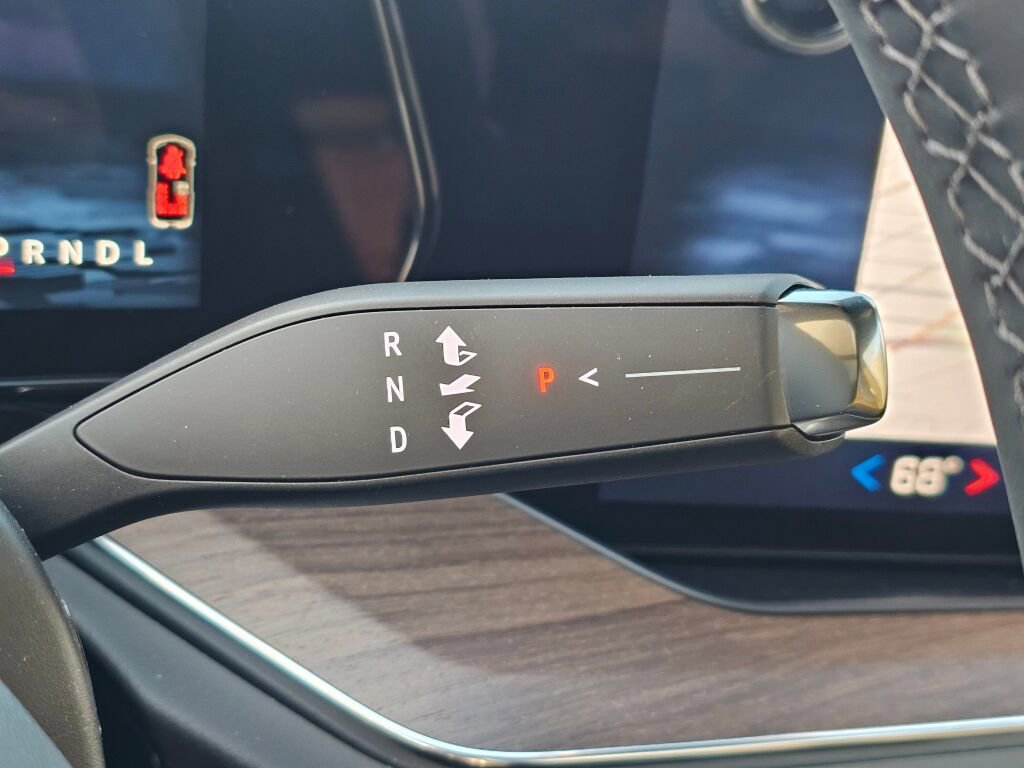 New 2026 Chevrolet Tahoe High Country w/ Sun And Tow Package image 19