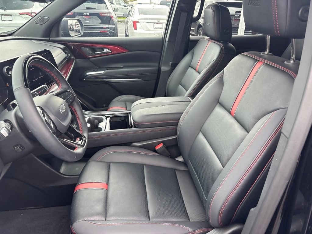 Used 2026 Chevrolet Traverse RS AWD/4WD image 25