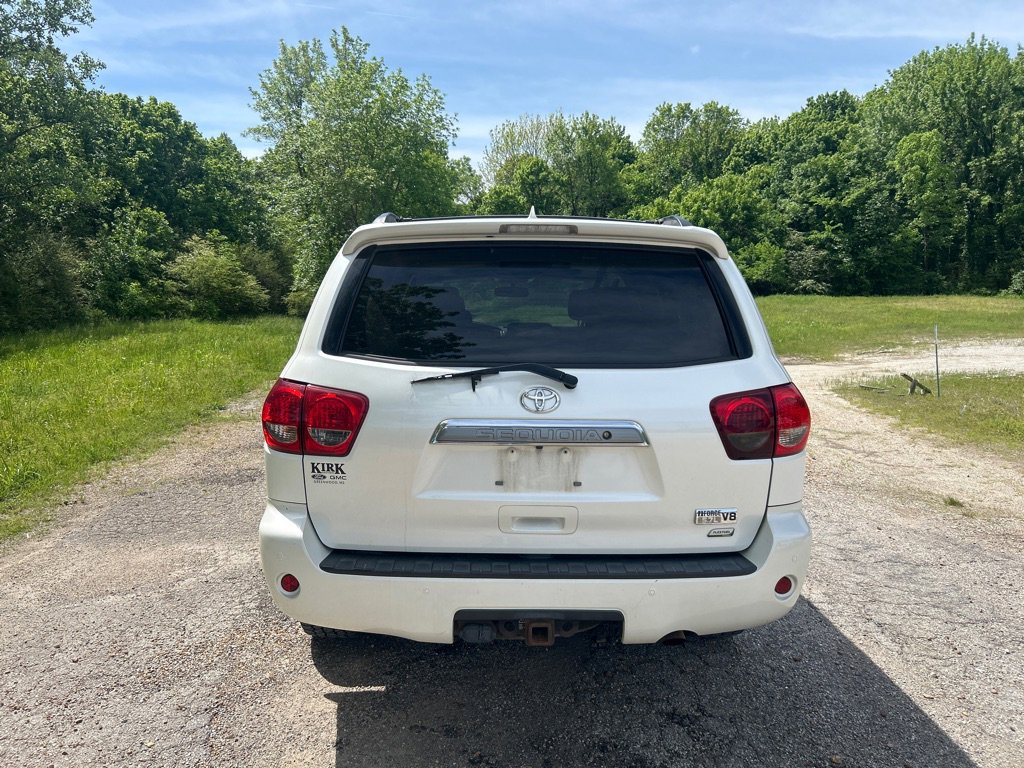 Used 2016 Toyota Sequoia Platinum AWD/4WD image 4