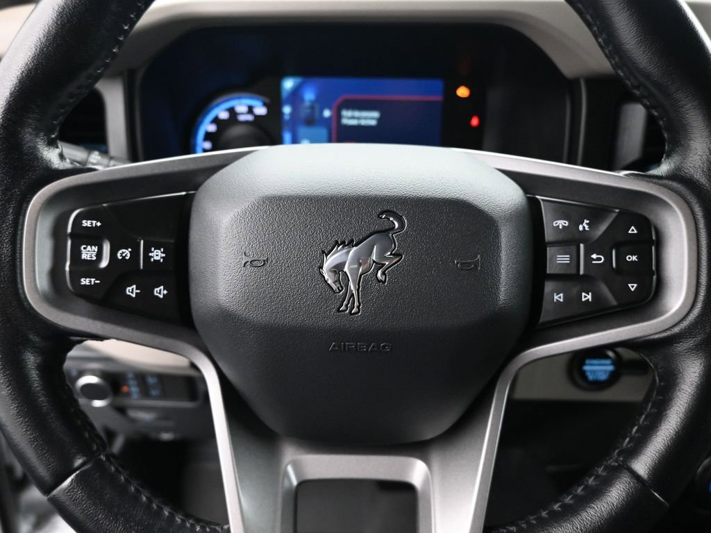 Used 2022 Ford Bronco Wildtrak image 10