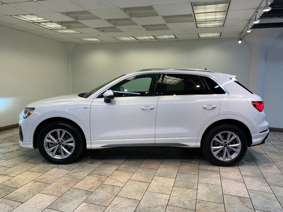 Used 2023 Audi Q3 2.0T Premium w/ Convenience Package AWD/4WD image 5